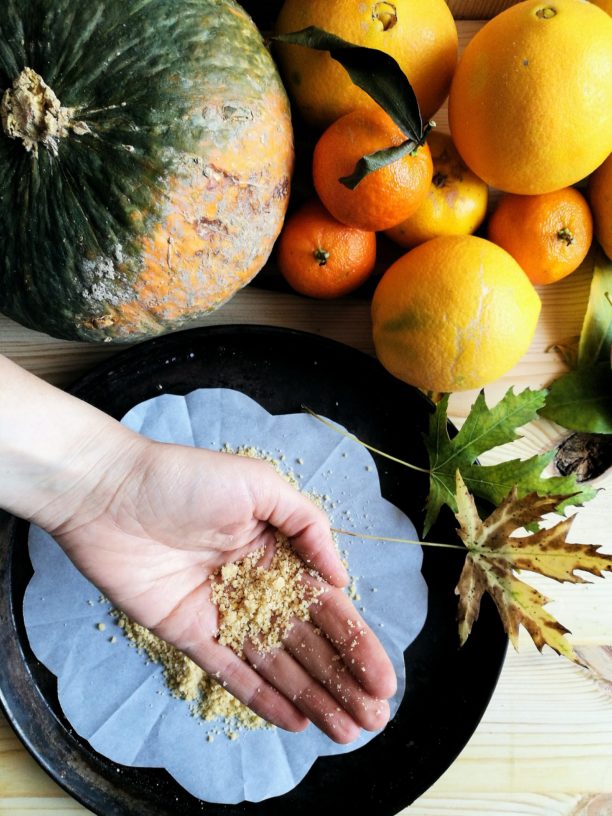 food, lavinia biancalani, viola berti, cooking, the style pusher, halloween, trick or treat, dolce al cucchiaio, zucca, sciroppo d'acero, crumble